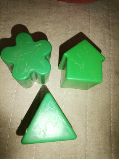 Guľa s vkladacími tvarmi, 