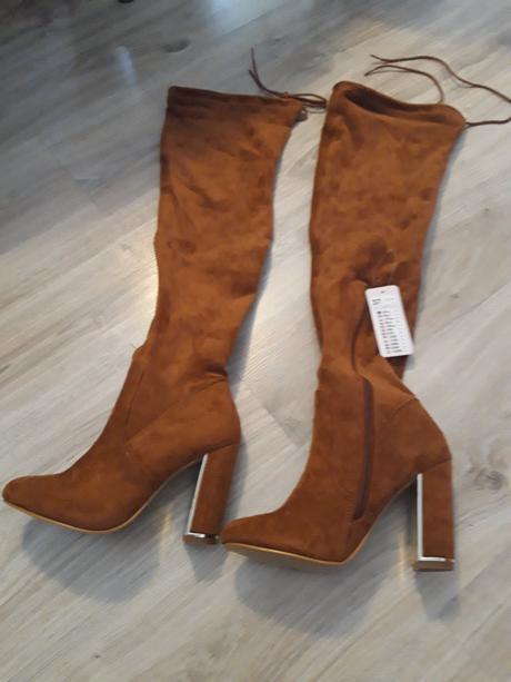 Elegantné vysoké čižmičky, 37