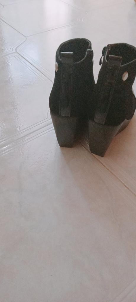 Kotníkové šmrncove čižmičky, 40