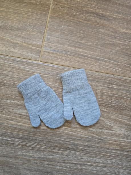 Rukavice č.74-80, 74