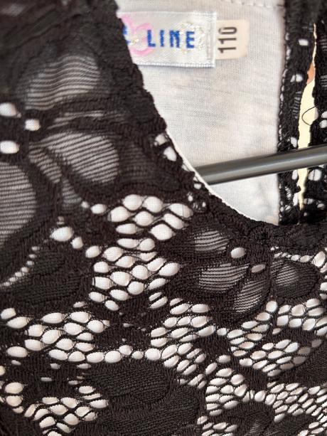 Čipkované šaty s neoprénovou sukničkou, 110