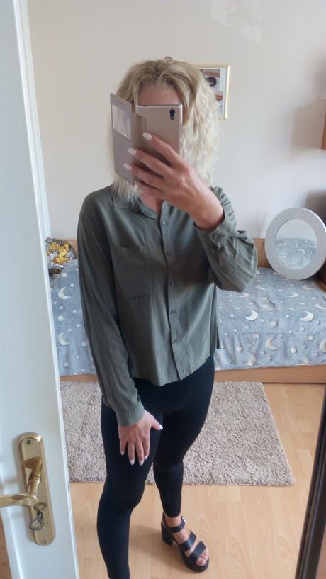 2x dámske blúzky, s