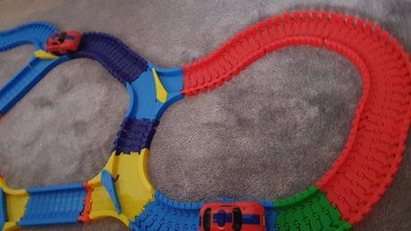 Dráha svietiaca 2ks s autíčkom, 