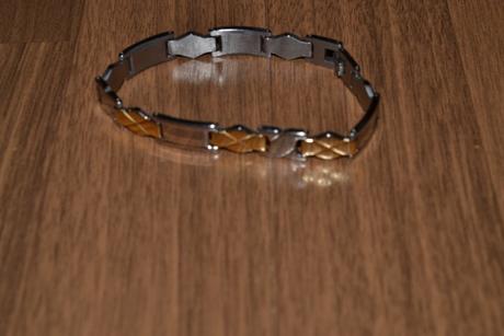 Náramok z chirurgickej ocele, 