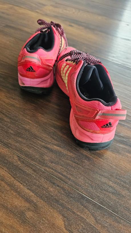 Adidas run strong, adidas,38