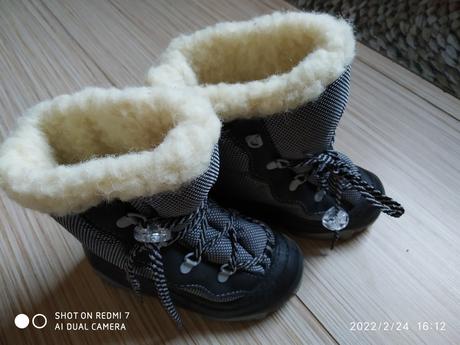 Nenosené krásne zimné snehule demar, demar,26