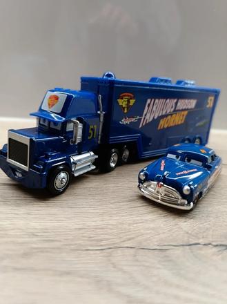 Kamión "hornet" blesk mcqueen cars autá, 
