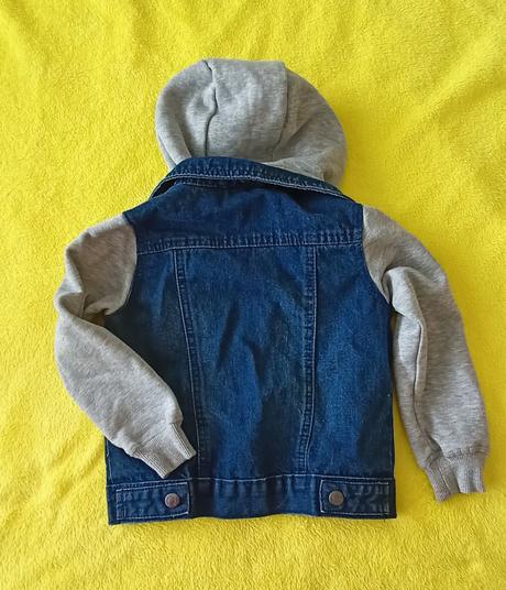 Rifľová bunda s kapucňou 104, lupilu,104