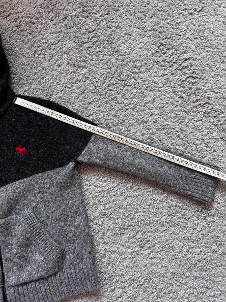 Sveter abercrombie & fitch 116, abercrombie&fitch,116