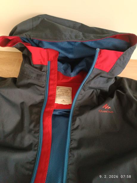 Vetrovka, quechua,152