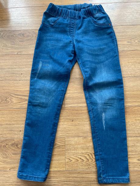 Džegínsy tmavomodré, f&f,134