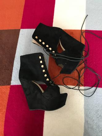 Topanky na platforme, výška opatku 15 cm, 39