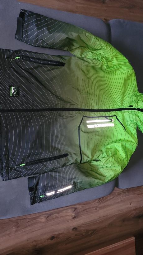 Lyziarska bunda 164, reserved,164