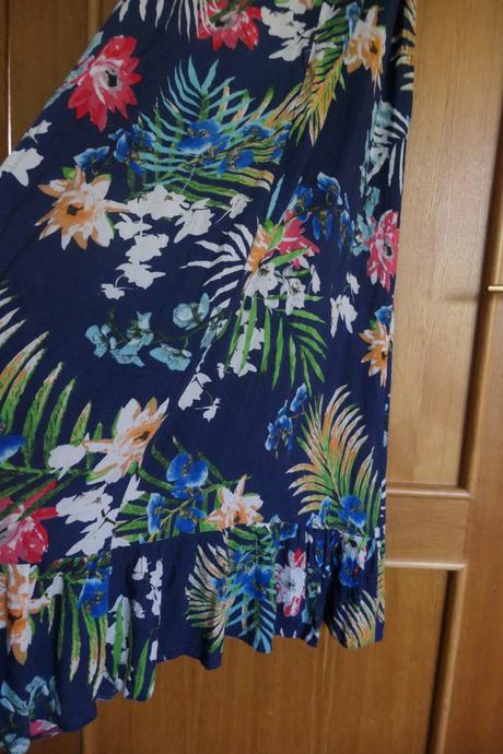 Krasne letne, vzdusne, dlhe saty m/l, l