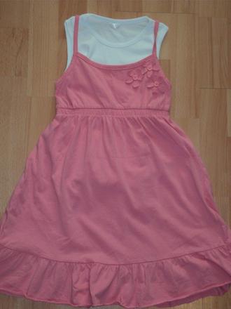 Nenosené šaty s tielkom, 122