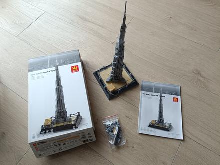 Lego the burj khalifa tower,