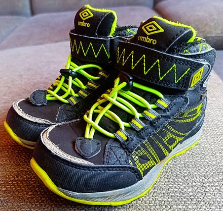 Detské zimné softshelové  topánky značky umbro, umbro,28