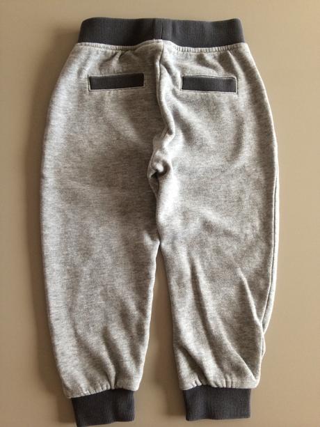 3 teplaky a mikina 86-92, 86–98