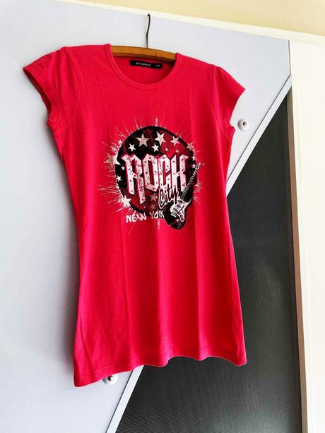 Rockové tričko, 36