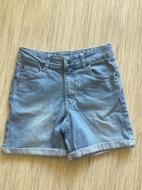 Elasticke pekné kratasy, warehouse,140