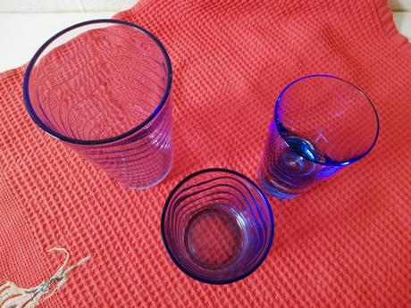 Kobaltovo modré poháre, 