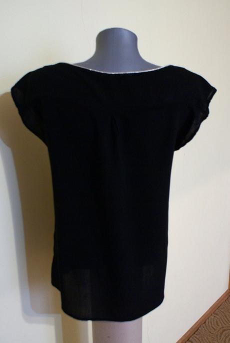 Kvalitný top, naf naf,s