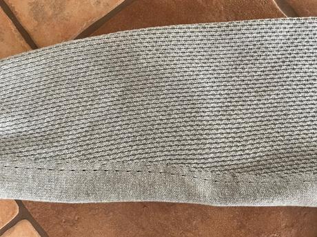 Prekrásny sivý sveter, xl