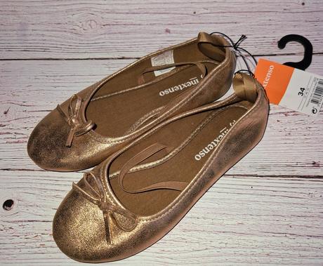 Dievčenské balerínky, 34