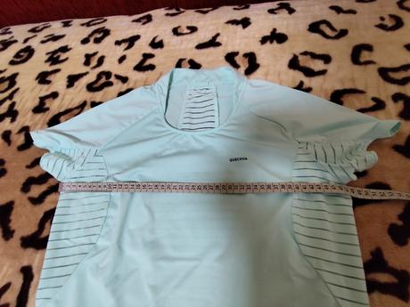 Dámske bledozelené funkčné tričko veľ.l quechua,, quechua,l