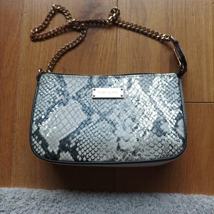 Kabelka mala, river island