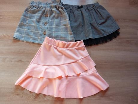 Balík sukni, 140–152