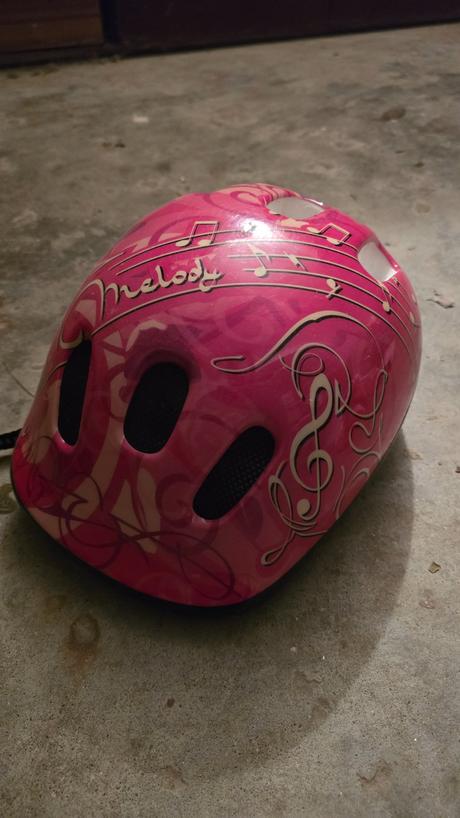 Prilba dievčenská, xs