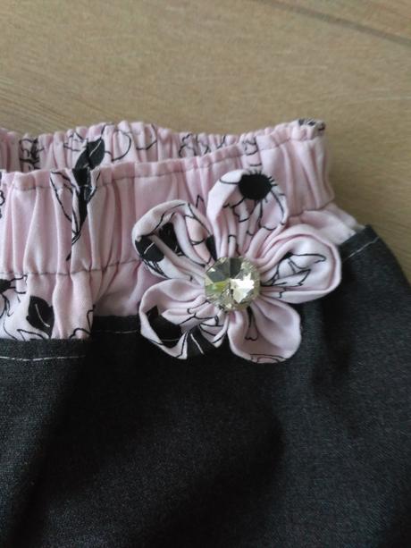 Letné gate s kvetinkou, 98