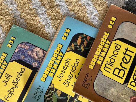 Dobrodružné romány 70te roky 3ks, 