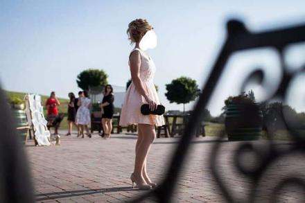 Spolocenske saty, 38