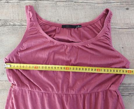 Dlhé šaty v slivkovej farbe, s