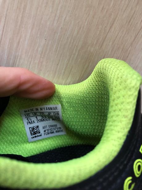 Kopacky v.33, adidas,33