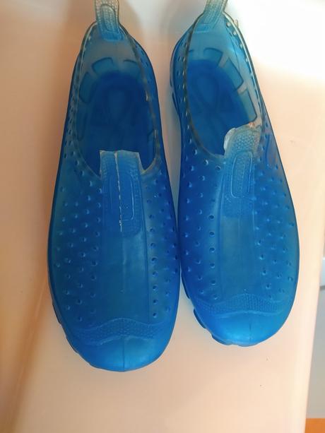 Topánky do vody, 29