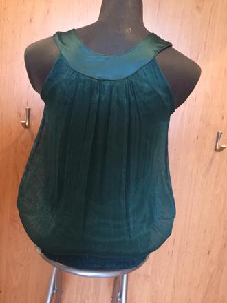 Smaragdovo zelena bluzka, xs