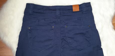 Tmavomodré rifle push-up, s