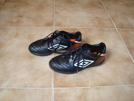 Kopačky top stav, 33