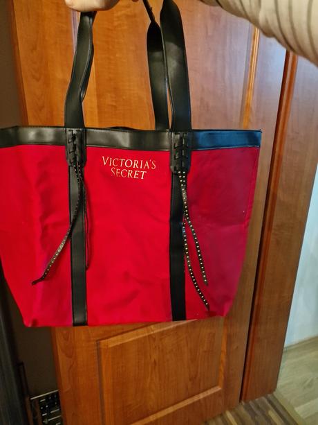 Taska victoria's secret, victoria's secret