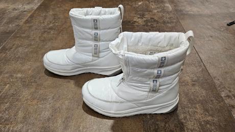 Dievčenské snehule, 37