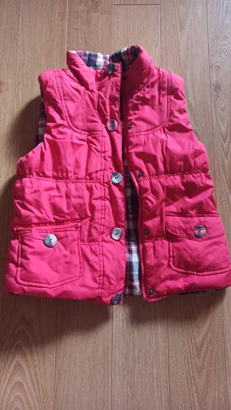 Zateplená vesta, 146