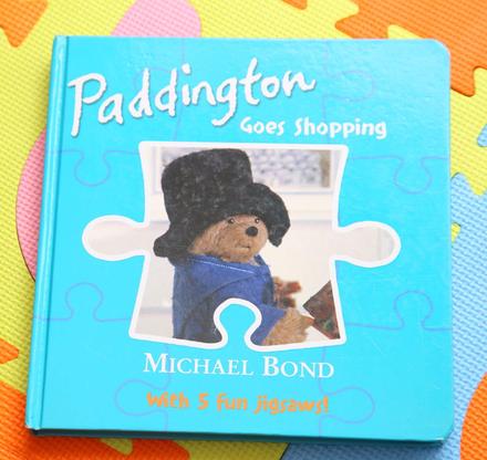 Paddington goes shopping - kniha s puzzle - c,