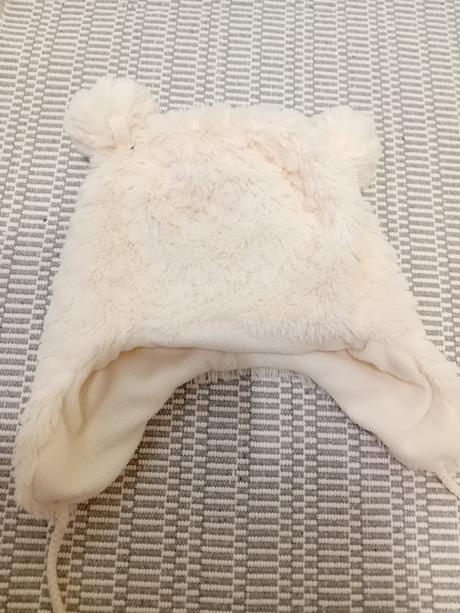 Zimná teplučká čiapka so šnúrkami reserved, reserved,80