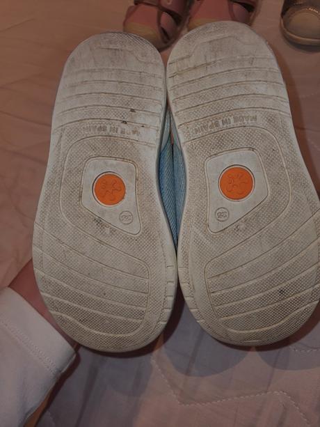 Tenisky biomecanics 25, 25