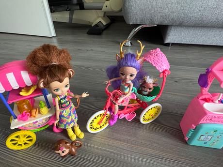 Enchantimals bábiky, 