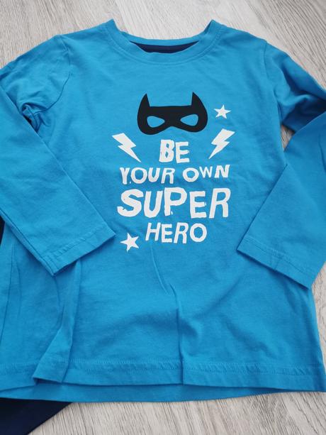 2x tričko superhrdina 3-4roky, lupilu,104