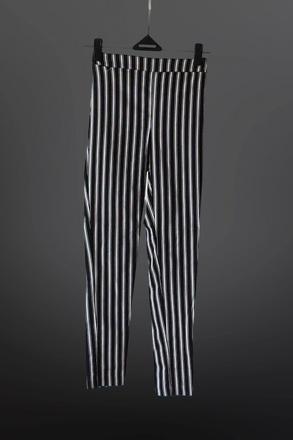 Štýlové čiernobiele pásikavé nohavice s vysokým pá, h&m,34
